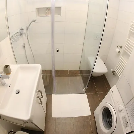 City Center Parking Sea View Aquamarine Apartment *