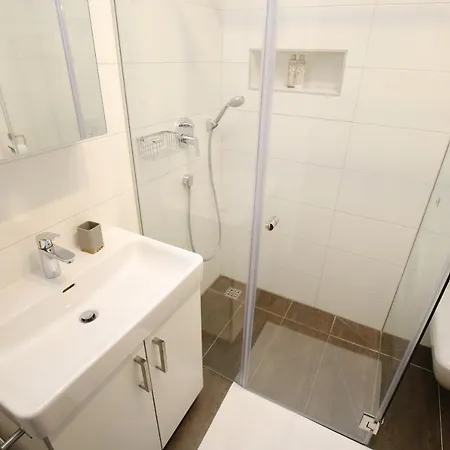 City Center Parking Sea View Aquamarine Apartment Zadar